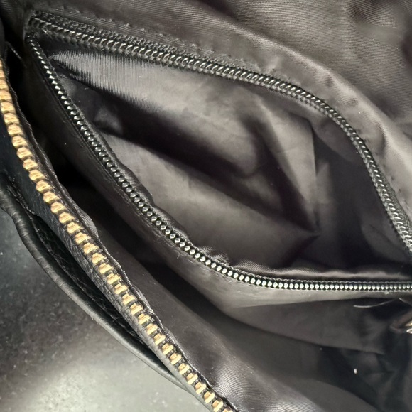 Fawn Design - The Fawny Pack - Black Crossbody Bag - Picture 5 of 10